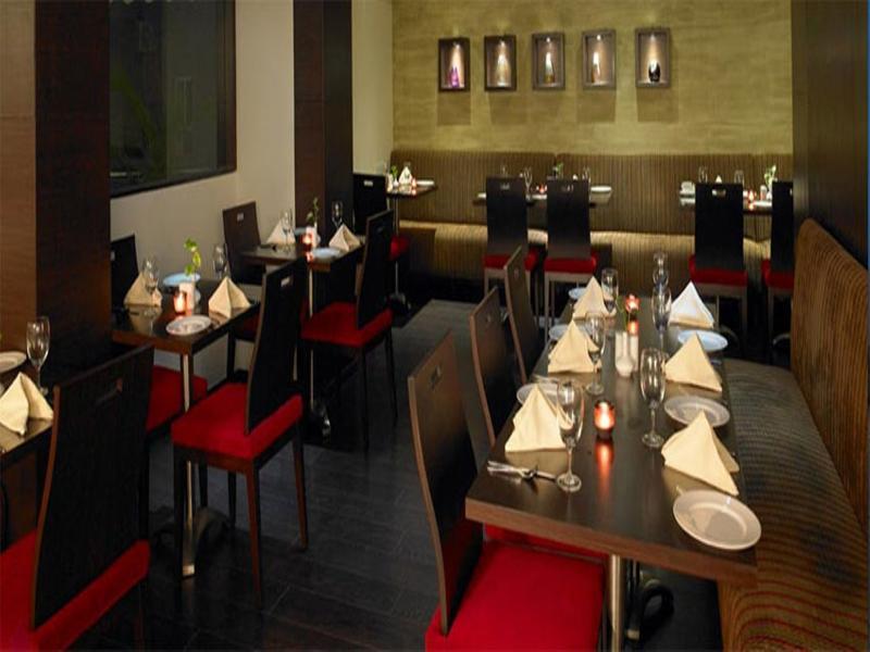 Royal Orchid Golden Suites פונה מראה חיצוני תמונה