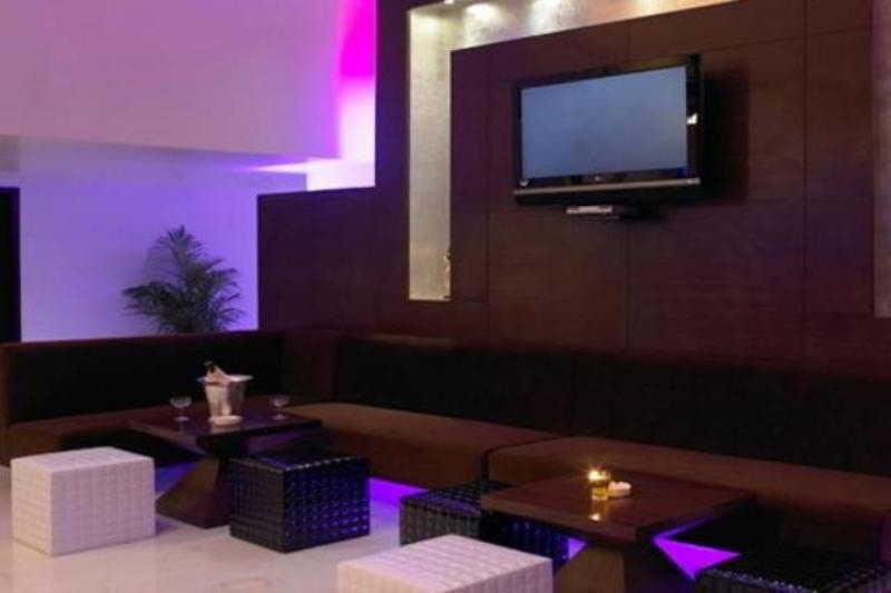 Royal Orchid Golden Suites פונה מראה חיצוני תמונה